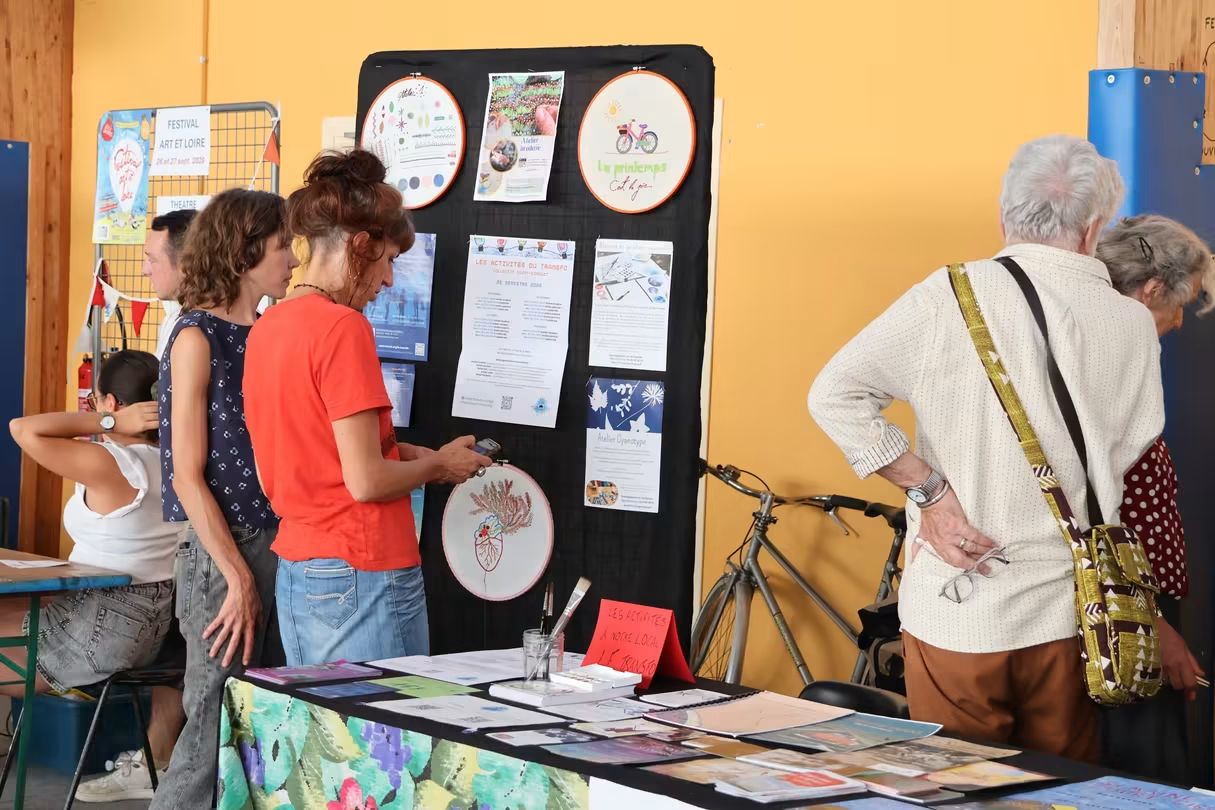 Ateliers arts plastiques et transition